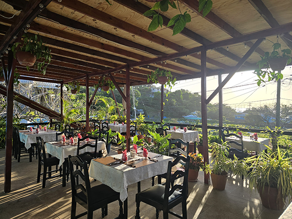 Cheris Rooftop
Terrace