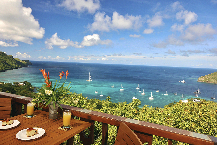 Hibiscus
and Palm Cottage Bequia