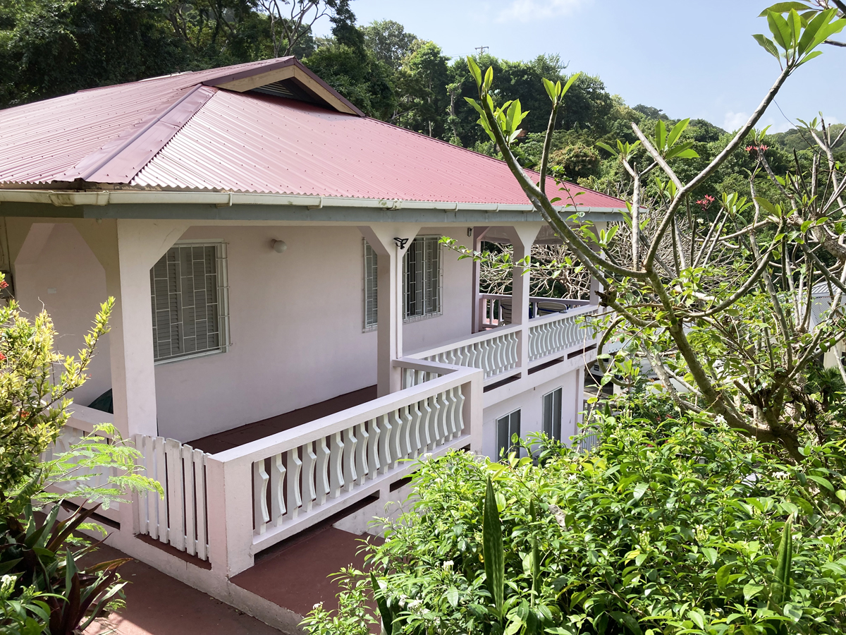 Pink House Apartment
Bequia